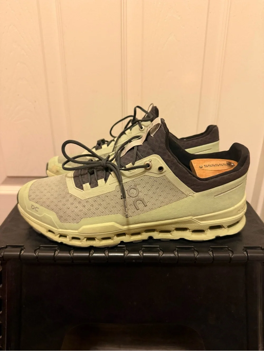 Mens oncloud shoes